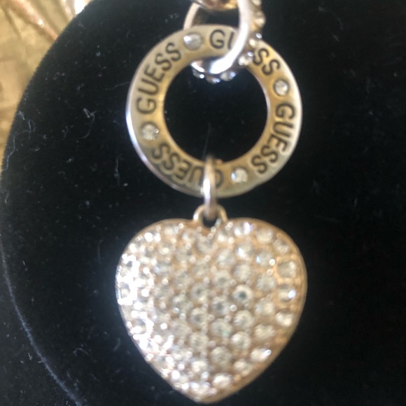 Guess necklaces lot of 2 - Picture 6 of 10